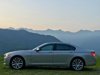 BMW Rad 7 • 2008 • 146,500 km