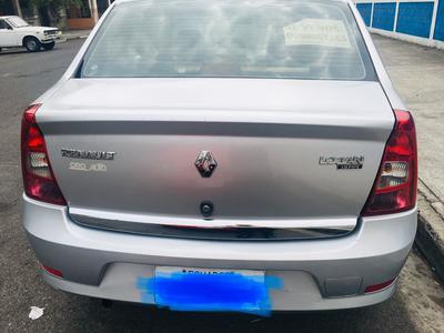 Renault Logan • 2011 • 203,000 km