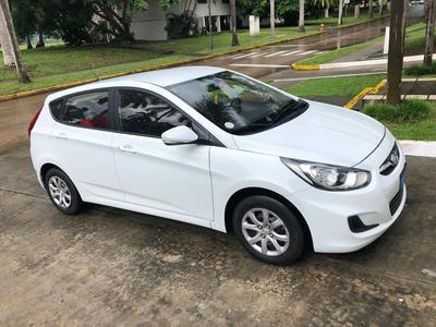 Hyundai Accent • 2015 • 71,000 km