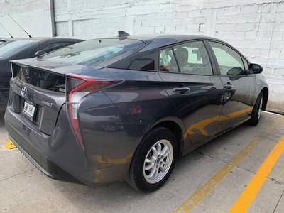 Toyota Prius • 2017 • 35,000 km