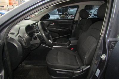 Kia Sportage • 2011 • 210,949 km