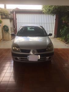 Renault Clio • 2005 • 138,450 km