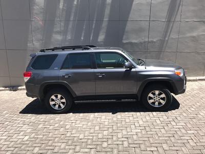 Toyota 4-Runner • 2013 • 100,000 km