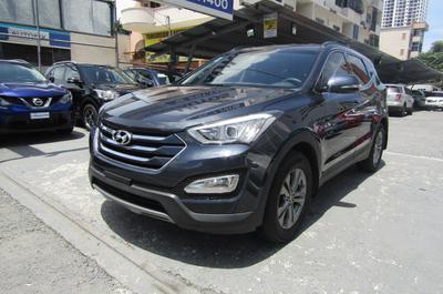 Hyundai Santa Fe • 2016 • 58,628 km