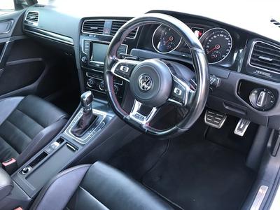 Volkswagen Golf • 2016 • 119,000 km