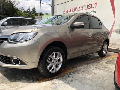 Renault Logan • 2017 • 30,000 km