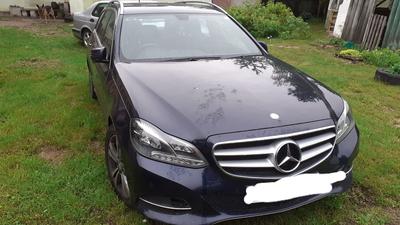 Mercedes-Benz E • 2013 • 100,000 km