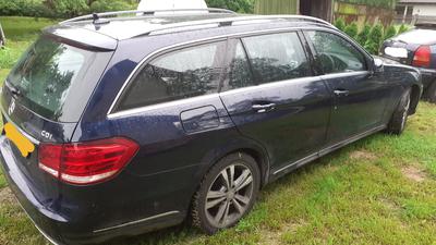 Mercedes-Benz E • 2013 • 100,000 km