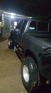 Toyota Tundra • 1994 • 200,000 km