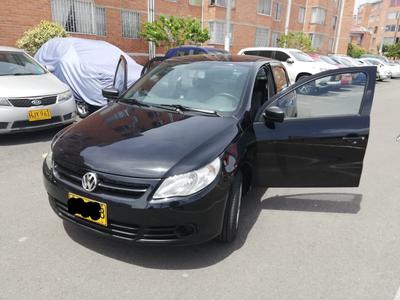 Volkswagen Gol • 2013 • 52,000 km