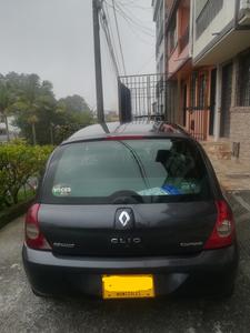 Renault Clio • 2015 • 83 km