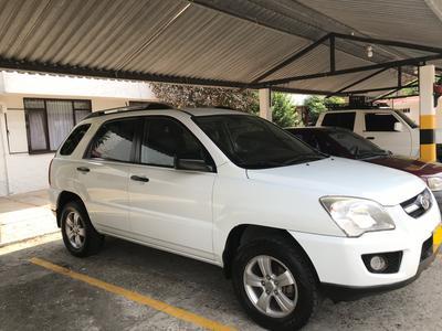 Kia Sportage • 2014 • 99,000 km