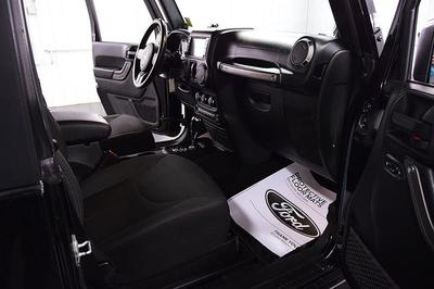 Jeep Renegade • 2014 • 325,400 km