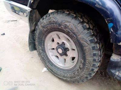 Toyota 4-Runner • 2000 • 130,000 km