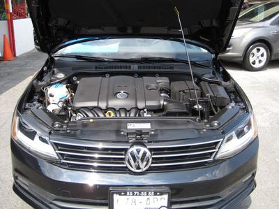 Volkswagen Jetta • 2017 • 45,000 km