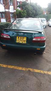 Toyota Corolla • 2000 • 200,000 km