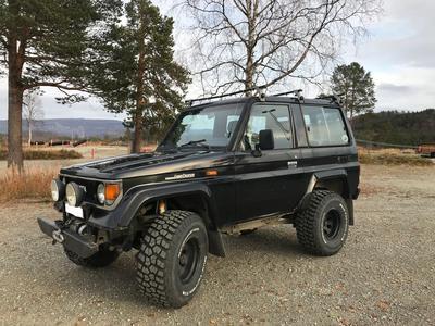 Toyota Land Cruiser • 1986 • 160,000 km