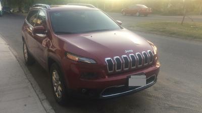 Jeep Cherokee • 2015 • 89,700 km