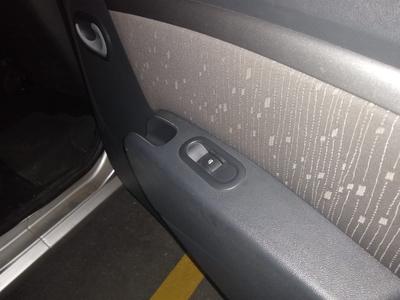 Renault Logan • 2010 • 155,000 km