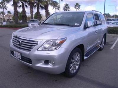 Lexus LX • 2011 • 2,399 km
