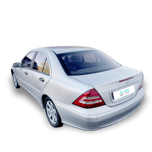 Mercedes-Benz 200 D • 2005 • 229,000 km