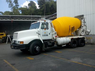 Chevrolet 3500 • 2000 • 350,000 km