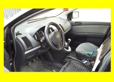 Nissan Sentra • 2012 • 175,000 km