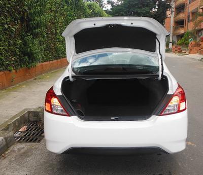 Nissan Versa • 2015 • 53,000 km