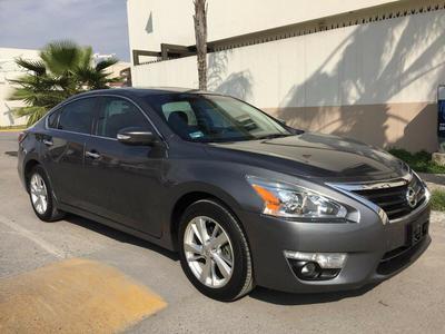 Nissan Altima • 2016 • 54,000 km