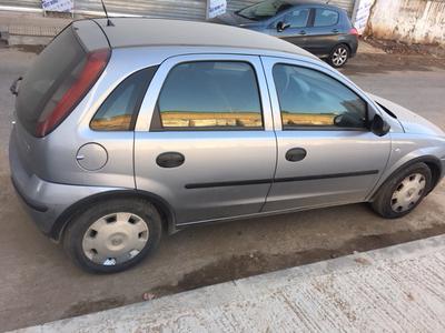 Opel Corsa • 2006 • 200,000 km