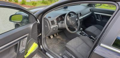 Opel Vectra • 2006 • 172,522 km