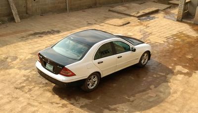 Mercedes-Benz C • 2004 • 50 km