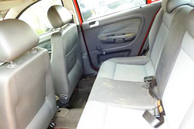 Volkswagen Gol • 2010 • 79,000 km