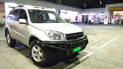 Toyota RAV4 • 2005 • 200,000 km