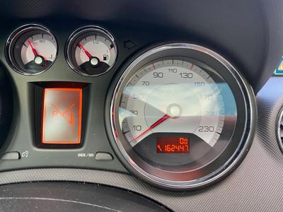 Peugeot 308 • 2013 • 10,116 km