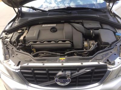 Volvo XC60 • 2009 • 126,000 km