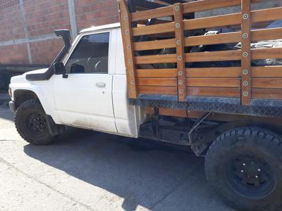 Nissan Patrol • 1995 • 194,000 km