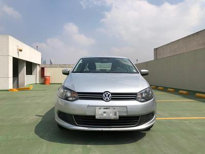 Volkswagen Vento • 2015 • 52,000 km