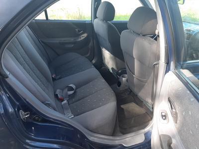 Hyundai Accent • 2000 • 209,800 km