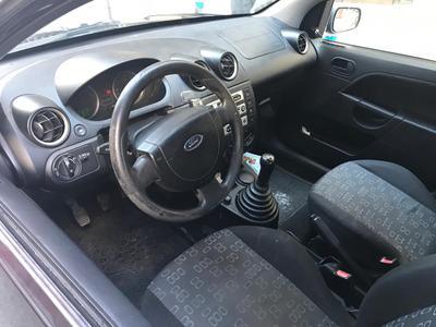 Ford Fiesta • 2005 • 180,000 km