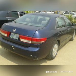 Honda Accord • 2002 • 150,000 km