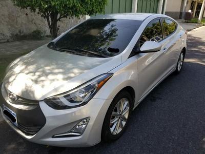 Hyundai Elantra • 2014 • 45,000 km