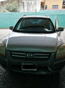 Kia Sportage • 2006 • 300,000 km