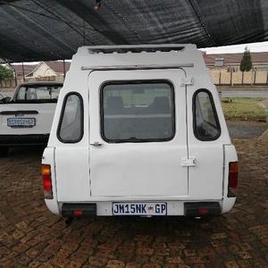 Volkswagen Caddy • 2005 • 190,000 km