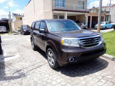Honda Pilot • 2013 • 84,000 km