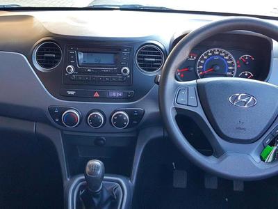 Hyundai i10 • 2017 • 75,402 km