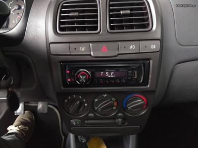 Hyundai Accent • 2003 • 220,000 km