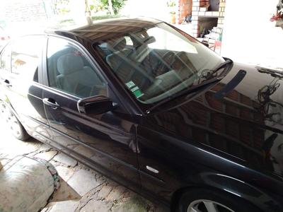 BMW E60 • 2000 • 283,000 km