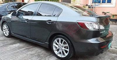 Mazda 3 • 2013 • 60,000 km