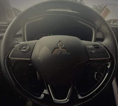 Mitsubishi XPander • 2019 • 8,000 km